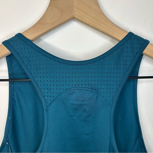 *NWT* Under Armour Mesh Tank Top in Turquoise and Yellow, Size Medium - Picture 7 of 11